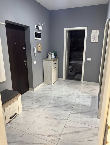Aparatorii Patriei Apartament 2 camere decomandat Kristal Metalurgiei Gyros