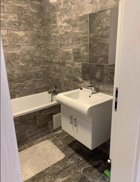 Aparatorii Patriei Apartament 2 camere decomandat Kristal Metalurgiei Gyros